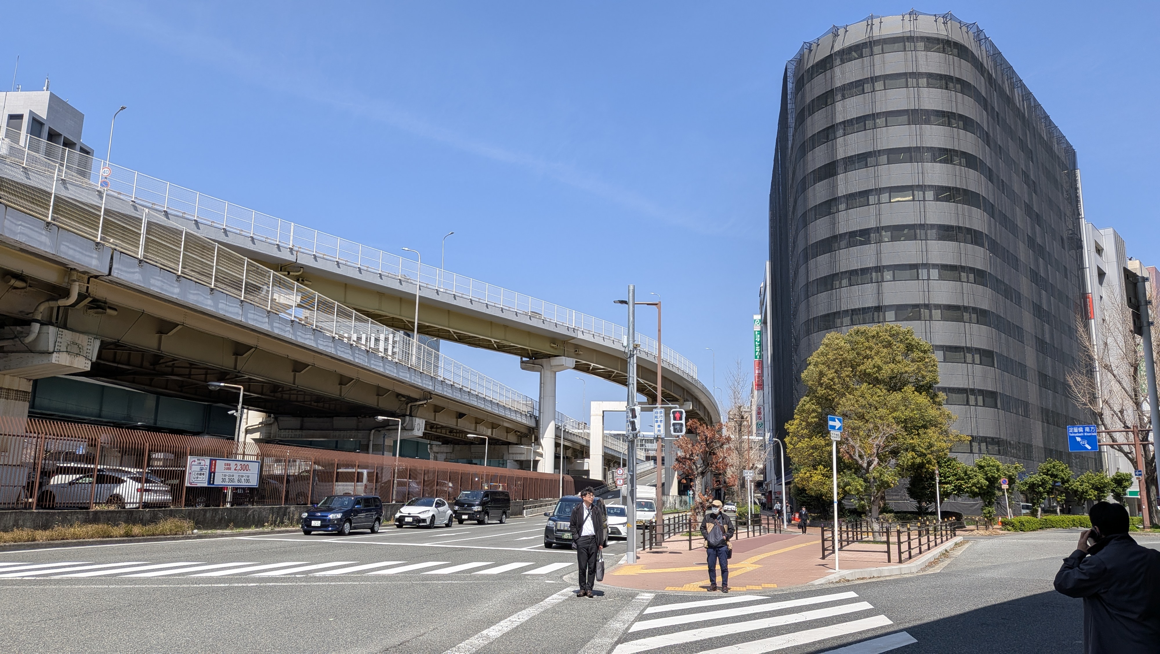 まずは新大阪へ