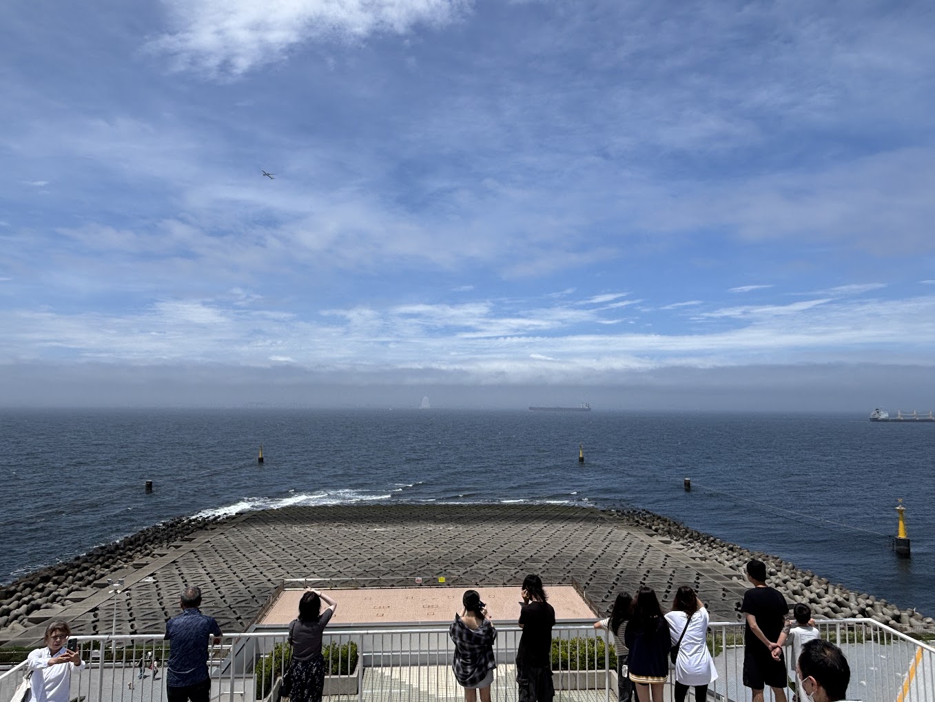 海ほたる